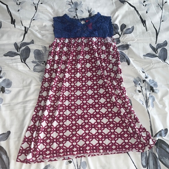 Girls dress - Picture 1 of 2